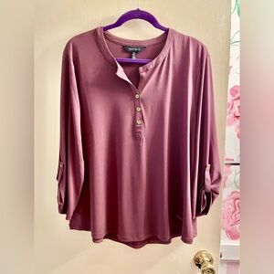 Ellen Tracy Plum/Eggplant Blouse w/ Gold buttons      SIZE XL